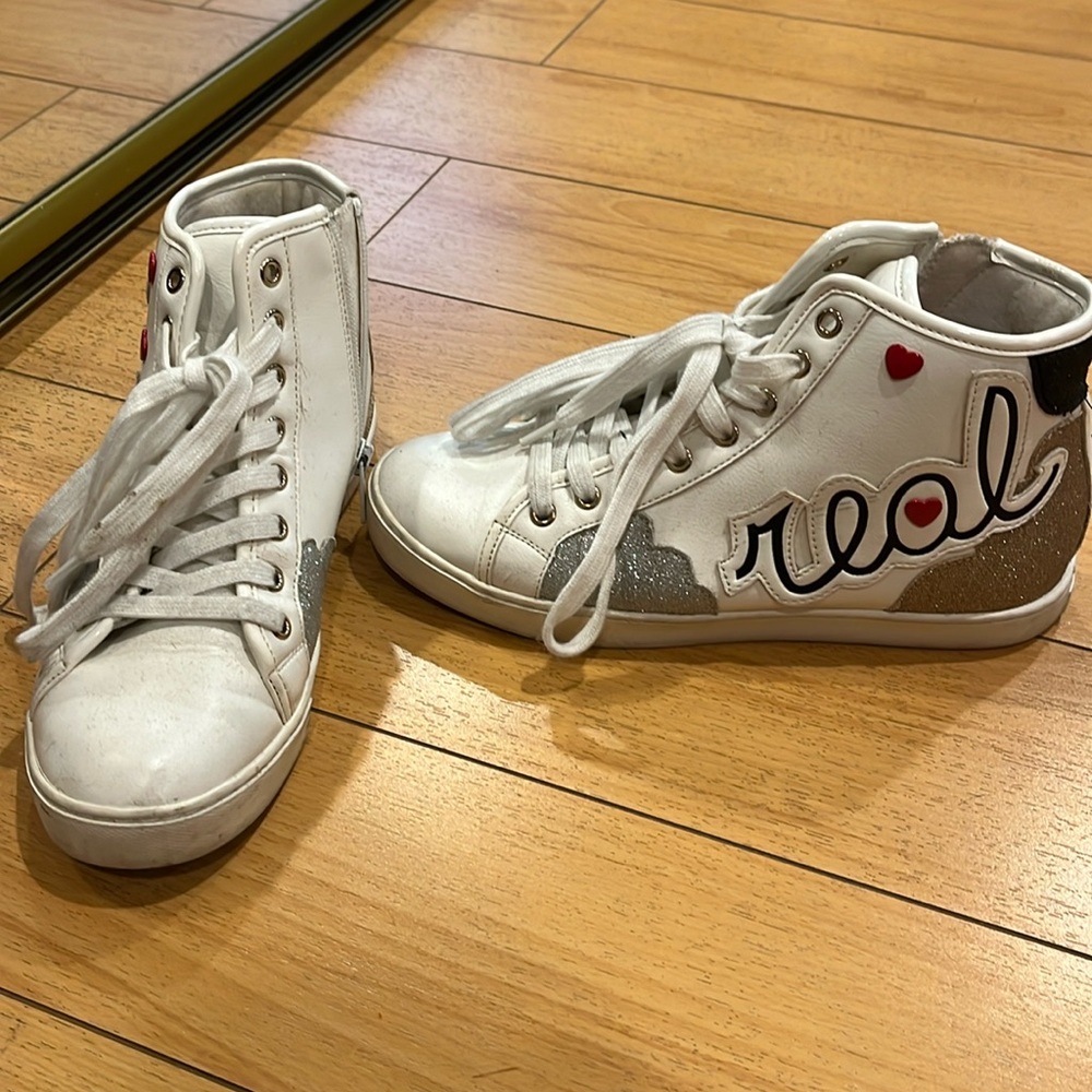 Aldo sneakers size 6.5